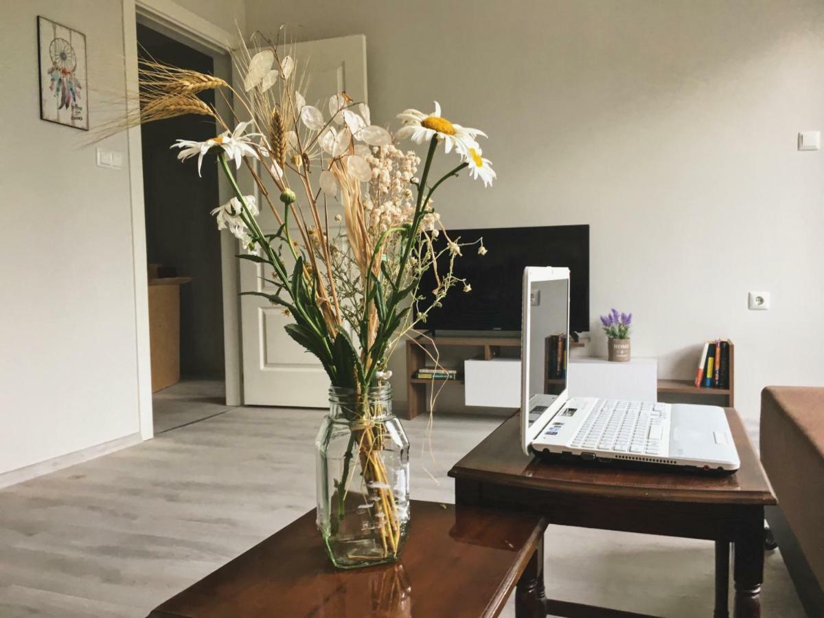 Azzurro Apartment - Ideal For Your Seaside Escape In Burgas City Exterior foto