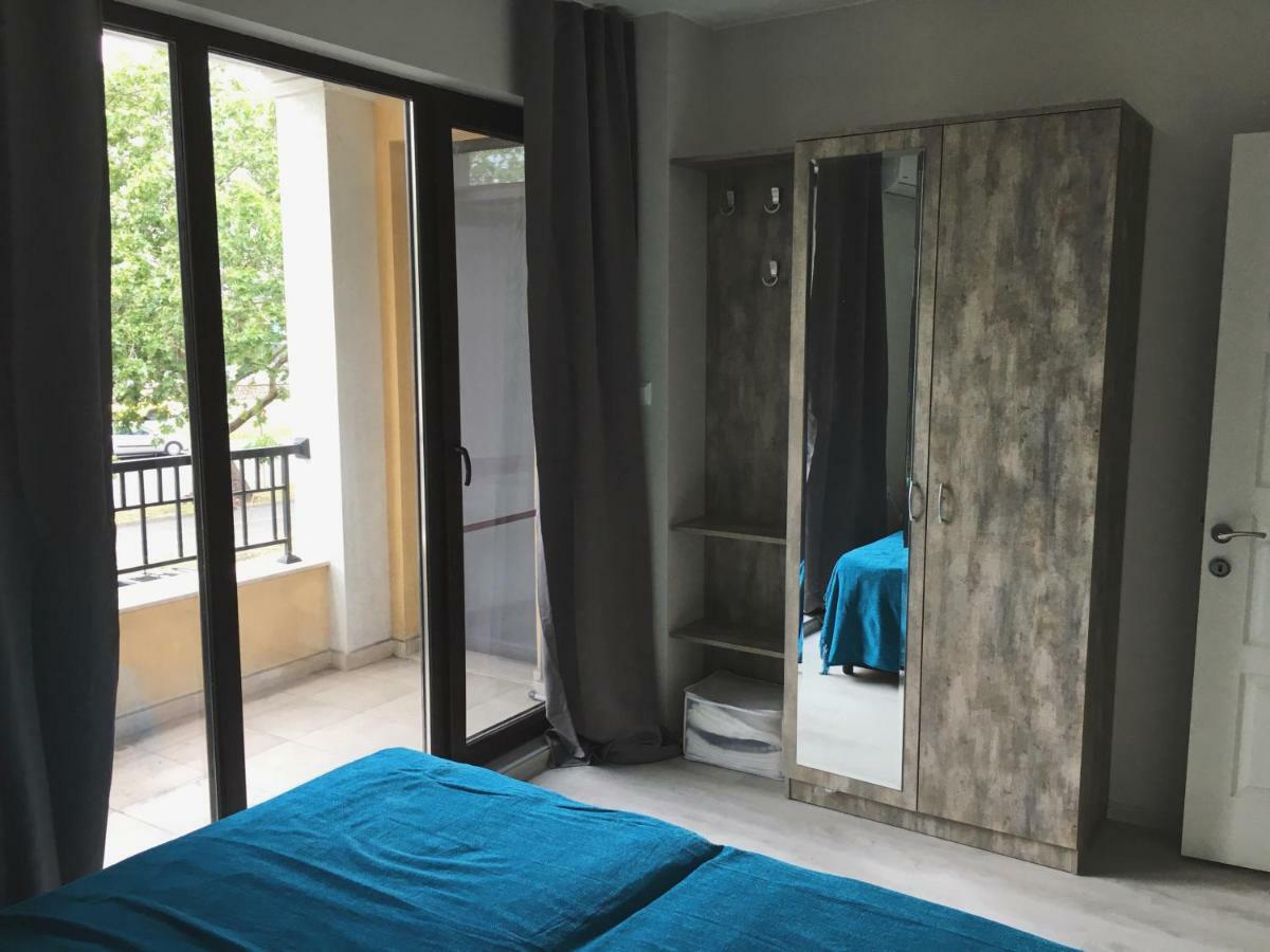 Azzurro Apartment - Ideal For Your Seaside Escape In Burgas City Exterior foto