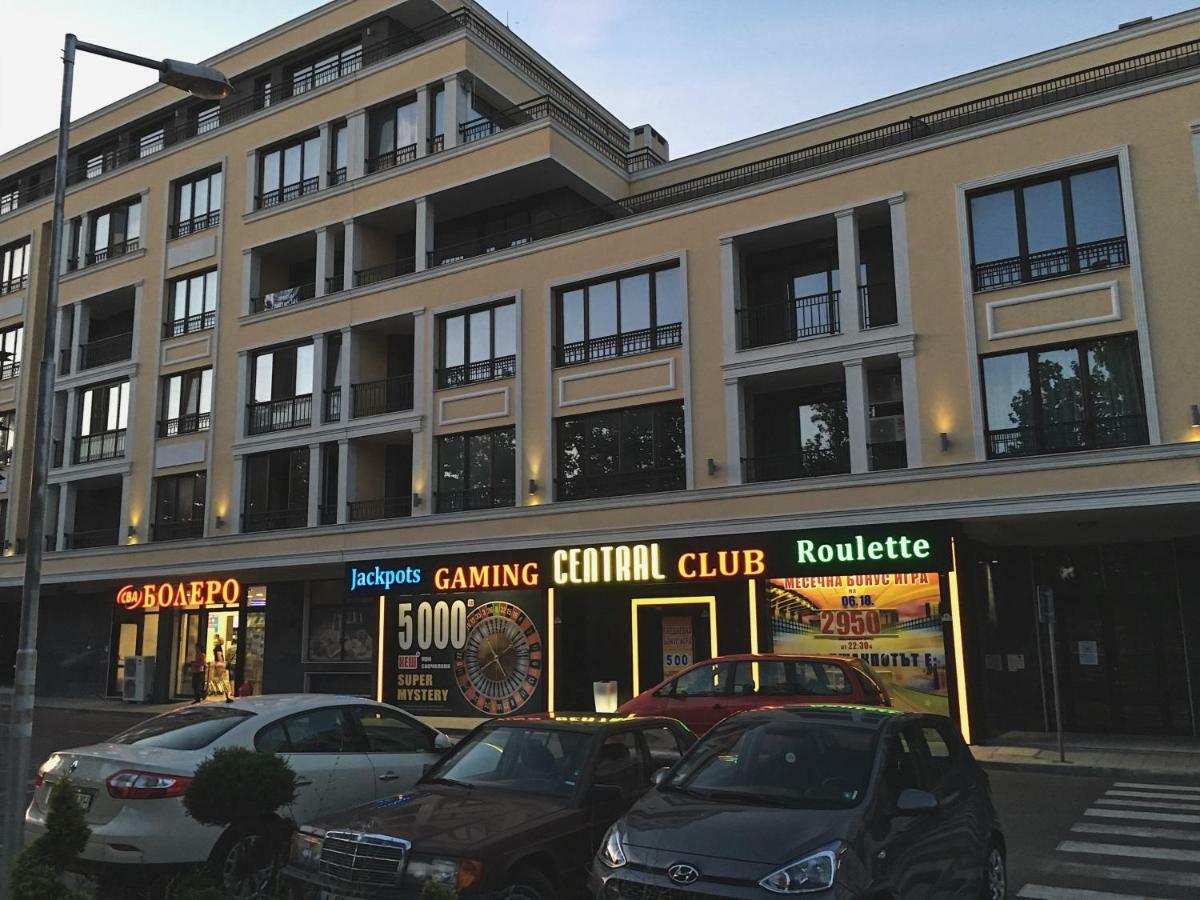 Azzurro Apartment - Ideal For Your Seaside Escape In Burgas City Exterior foto